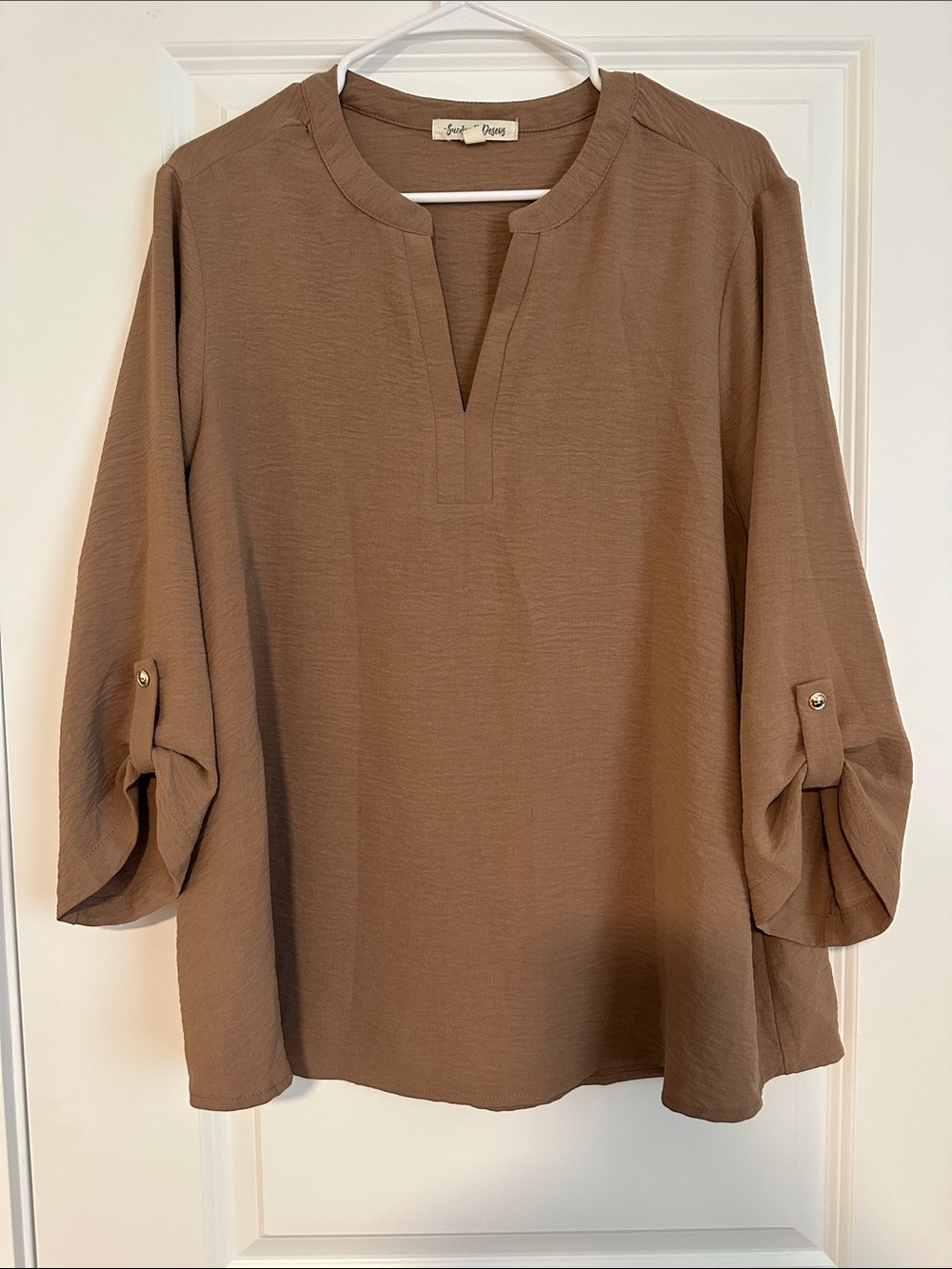Women’s Brown Split-Neck Roll-Tab Blouse